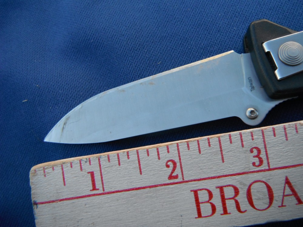 SOG EL01CP Kilowatt Electricians Pocket Knife with Wire Stripping Multi Tool, 3.4 Inch AUS8 Blade