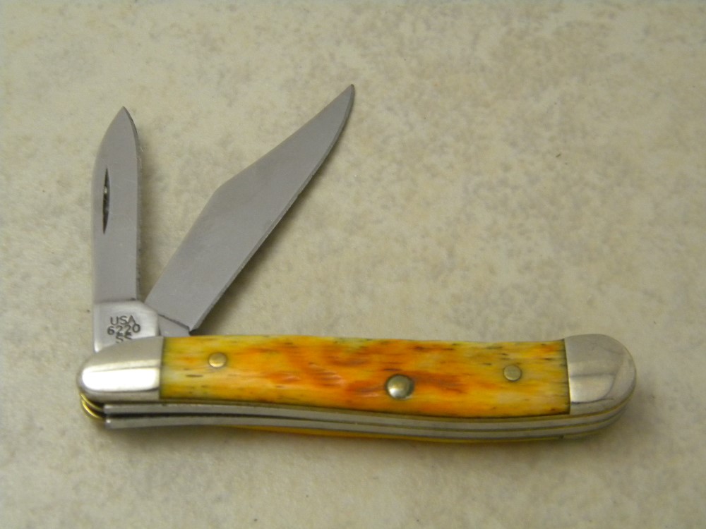 Case XX USA 2 Dot 6220 Orange Bone Peanut Knife