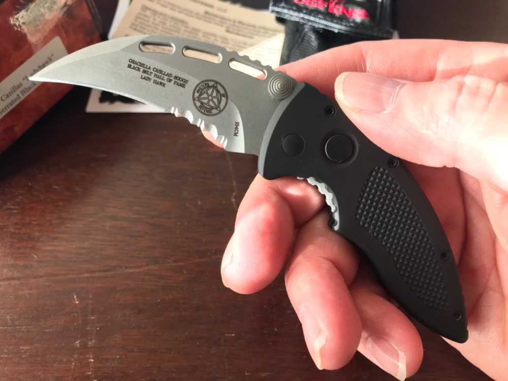 Masters Of Defense (MOD) Lady Hawk Automatic Knife with Box, Sheath