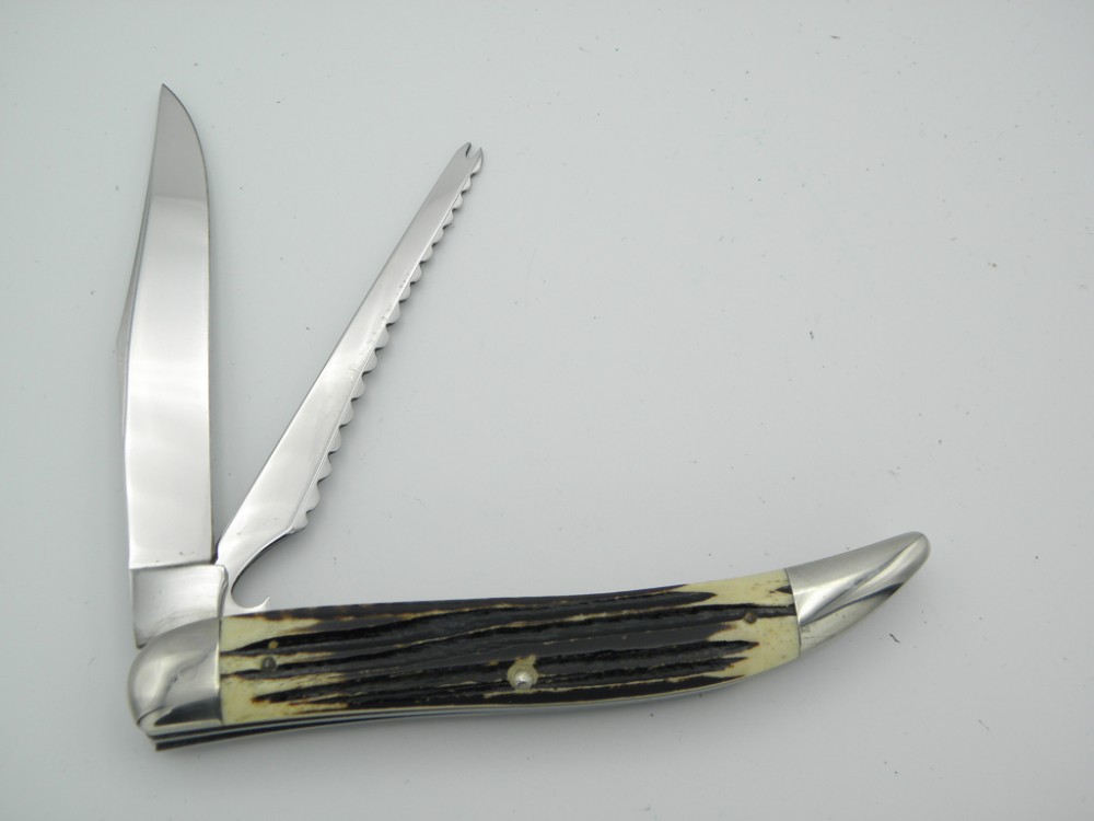 Queen Cutlery Co. 46 Fish Knife in Winterbottom Bone 5