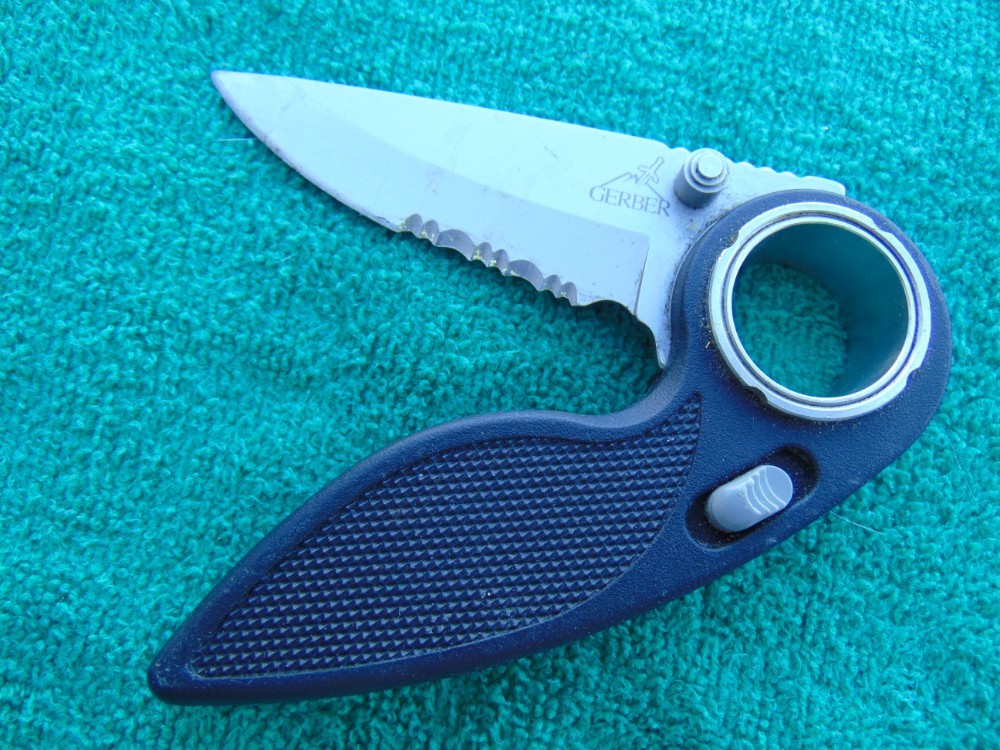 Vintage Gerber USA Remix Folding Tactical Knife. Serrated Edge Knife