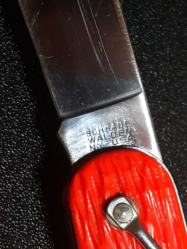 Schrade Walden New York Paratrooper Knife