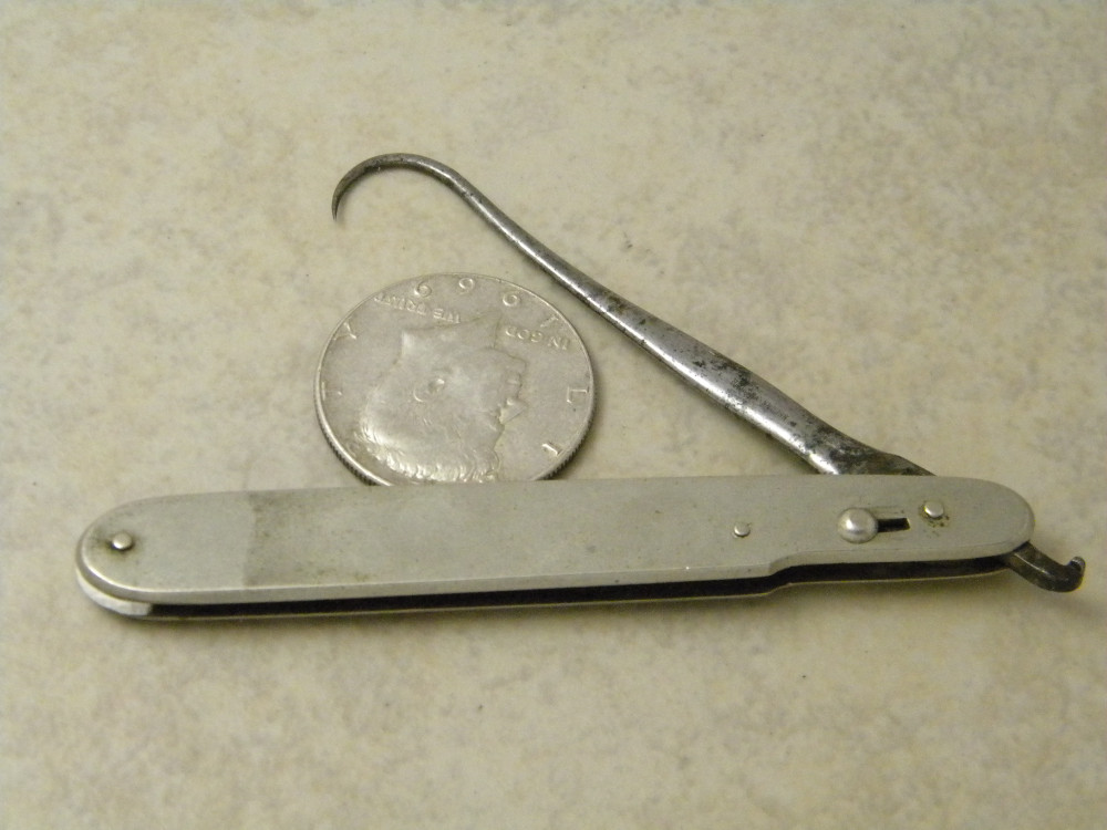 Vintage Haussmann & Dunn Surgical Tenaculum Artery Hook Knife w/Locking