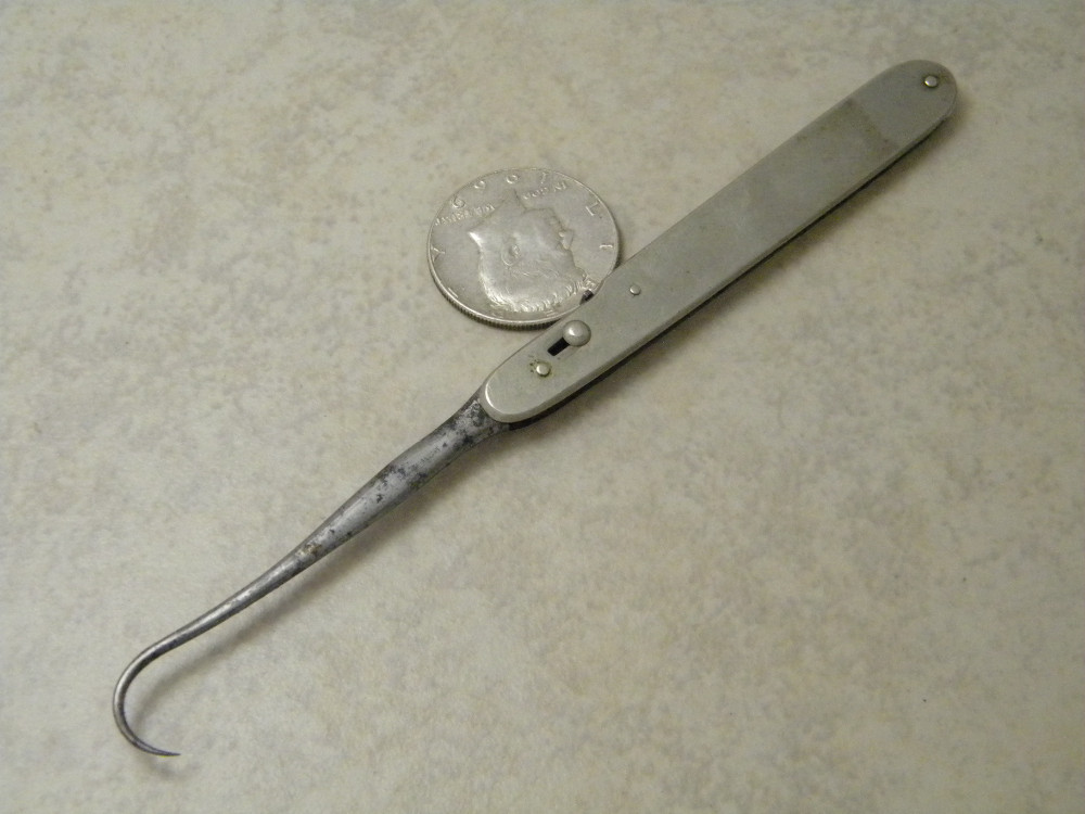 Vintage Haussmann & Dunn Surgical Tenaculum Artery Hook Knife w/Locking