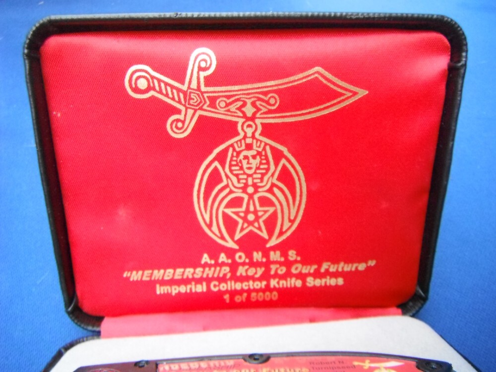 Shriner AAONMS Masonic Folding Knife Smith & Wesson Cutting Horse Knife