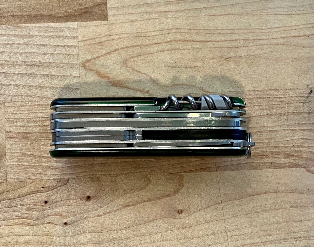 Victorinox cybertool m 2025