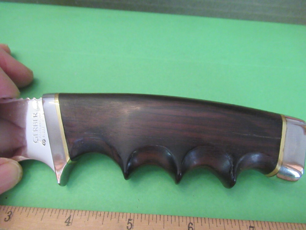 Gerber Finger Groove Fixed Blade Model 400