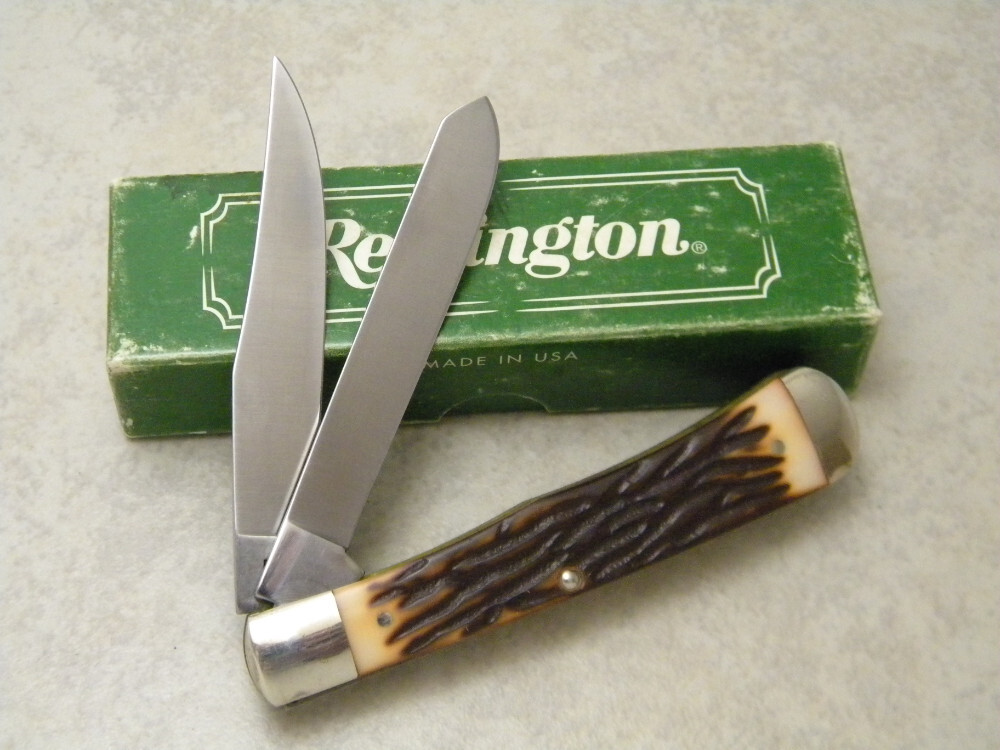 Remington UMC USA R12 Stagalon Trapper Knife in Box