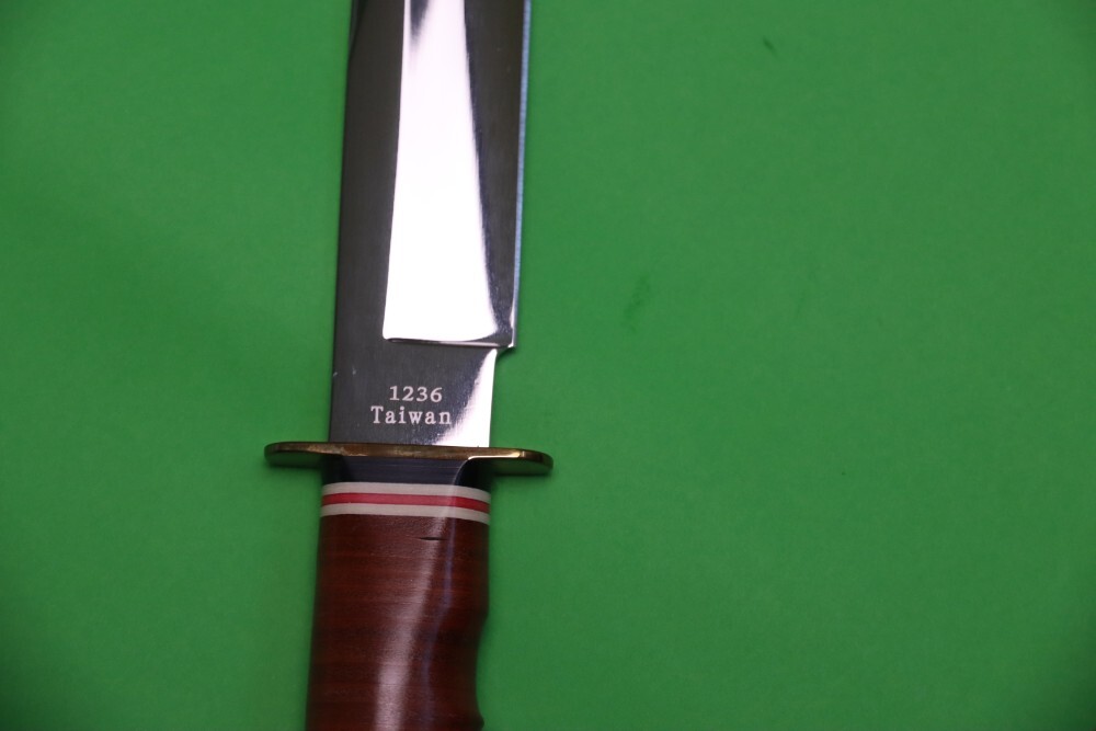 KABAR 1236 Bowie Knife 615/16" Blade, Stacked Leather Handles