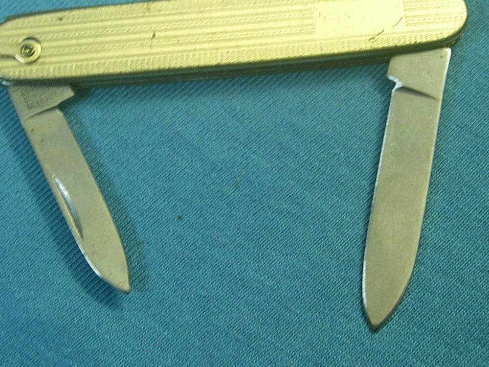 VINTAGE IMPERIAL PROV RI USA FOLDING POCKET WATCH FOB PEN JACK KNIVES OLD