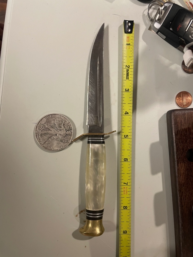 A Wingen Solingen hunting knife