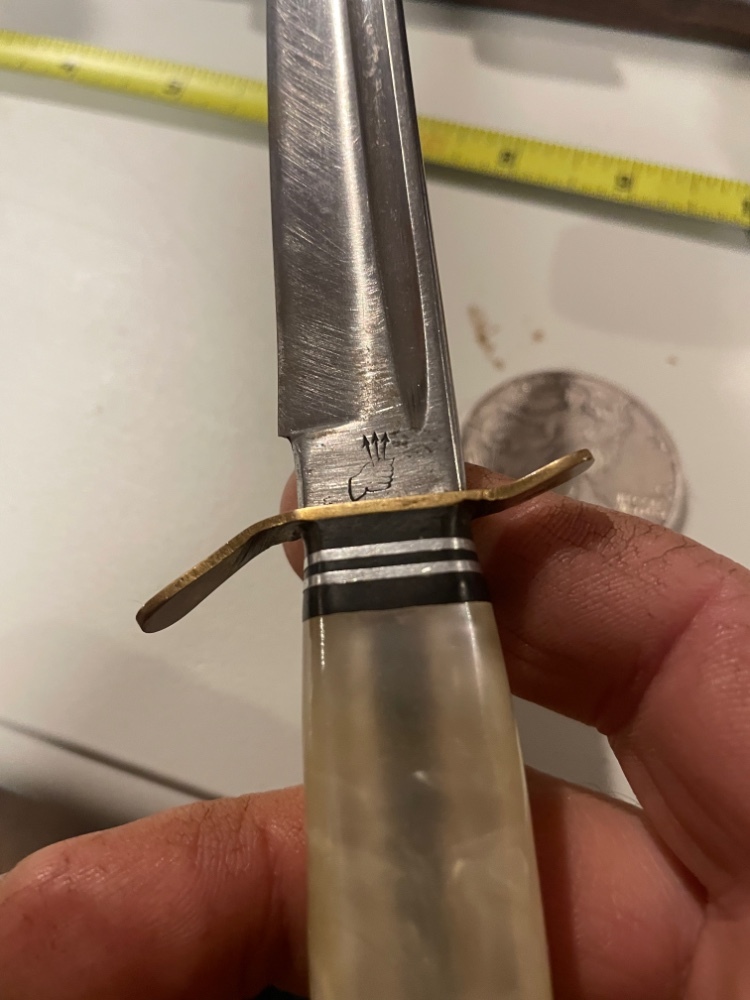 A Wingen Solingen hunting knife