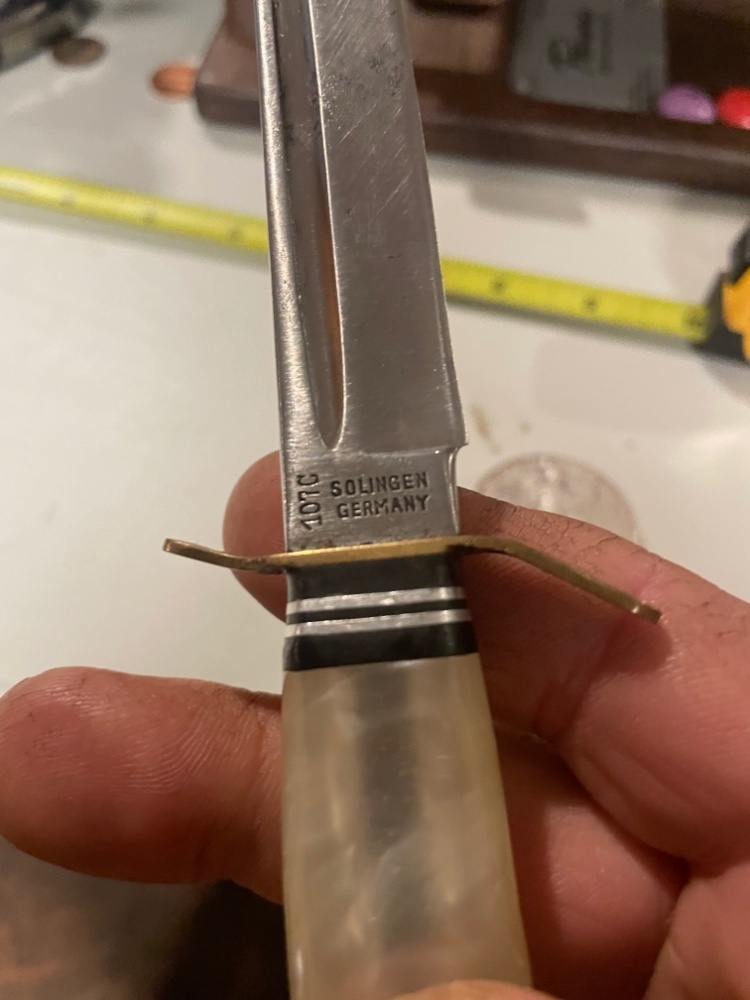 A Wingen Solingen hunting knife