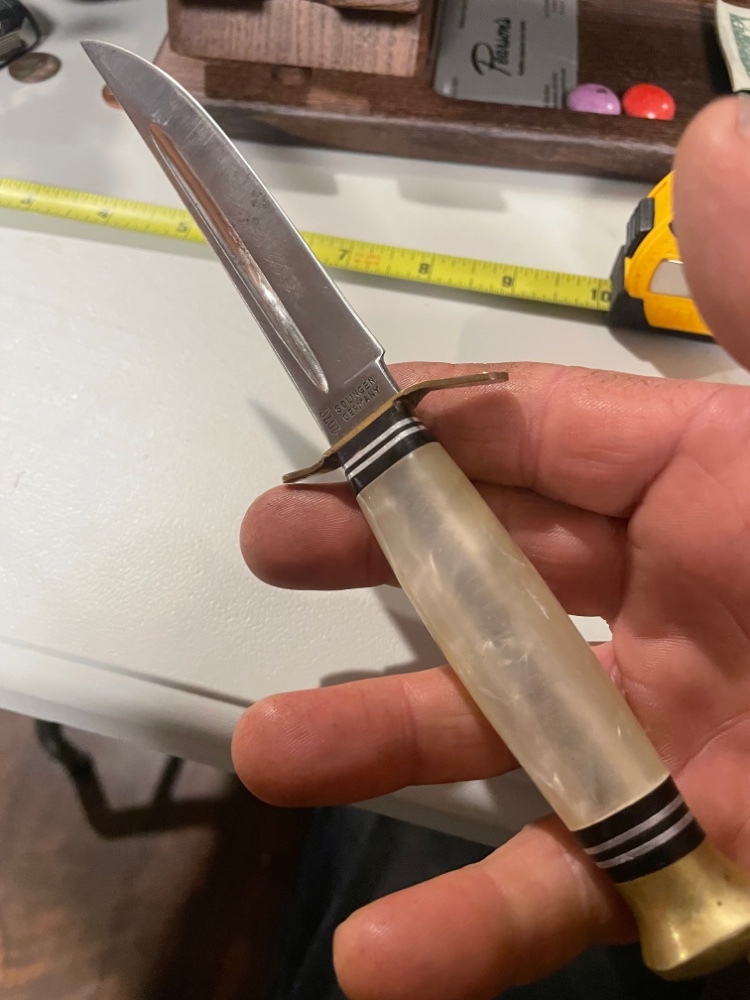 A Wingen Solingen hunting knife