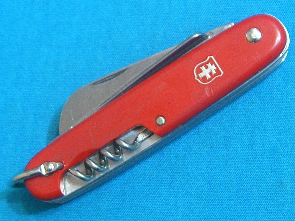 Colonial swiss army 2025 knife