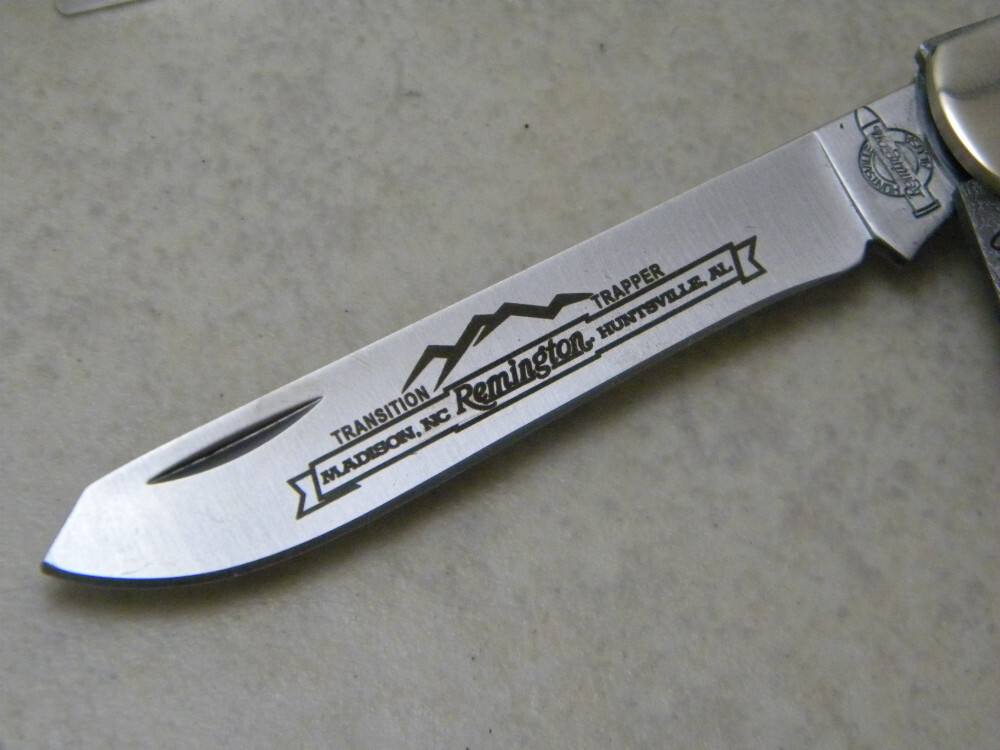 Remington USA Huntsville AL Damascus Bone Transition Trapper Knife NIB