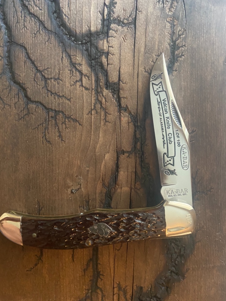 Kabar dogs head hunter