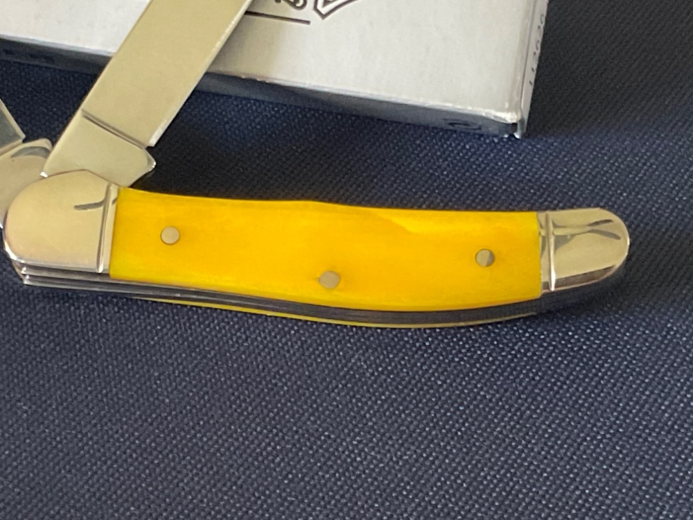 Boker Copperhead Knife, Smooth Yellow Bone, BK-112626YB Boker Copperhead Knife, Smooth Yellow Bone, BK-112626YB