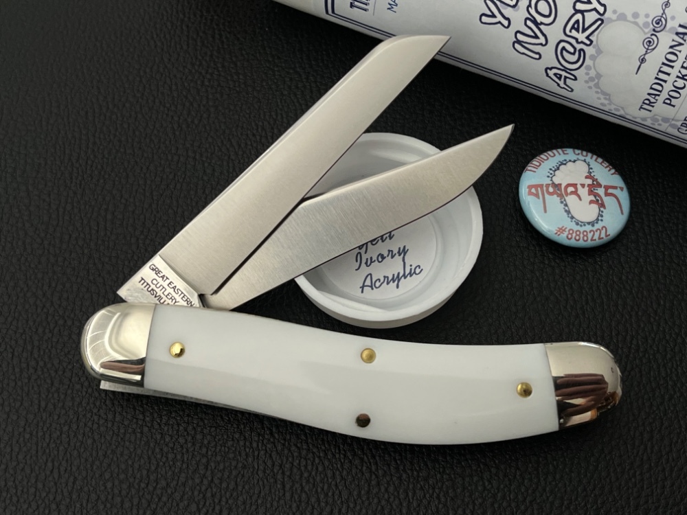 Great Eastern Cutlery GEC 888222 PPP Yeti Ivory Acrylic Serpentine