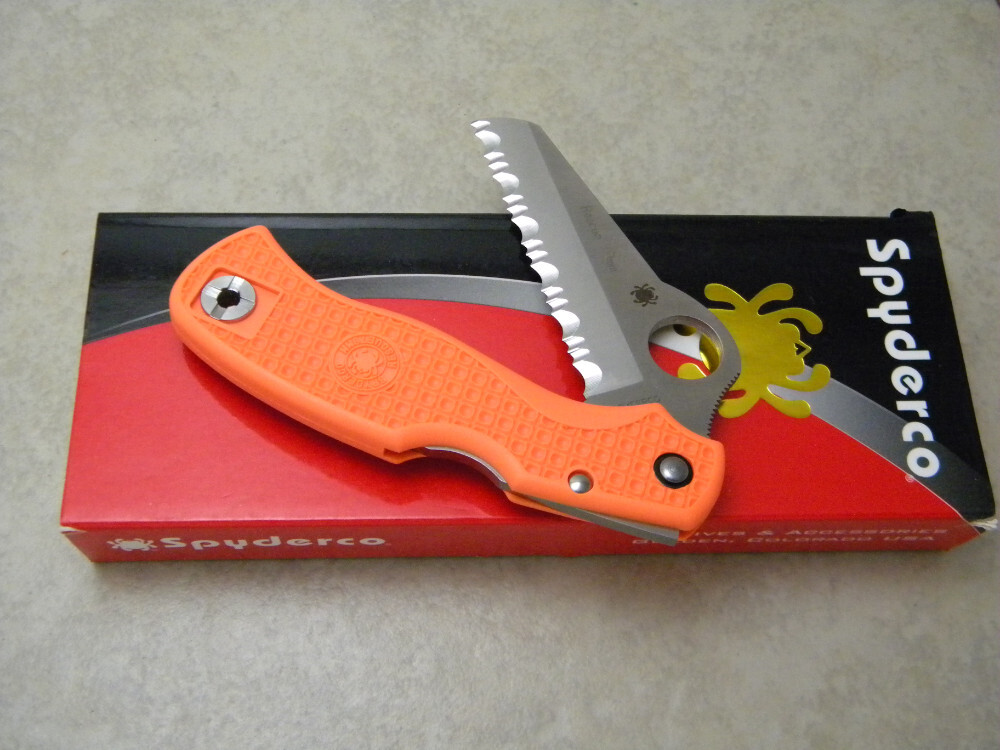 Spyderco Seki Japan VG-10 Rescue 79mm Orange Lockback Knife NIB