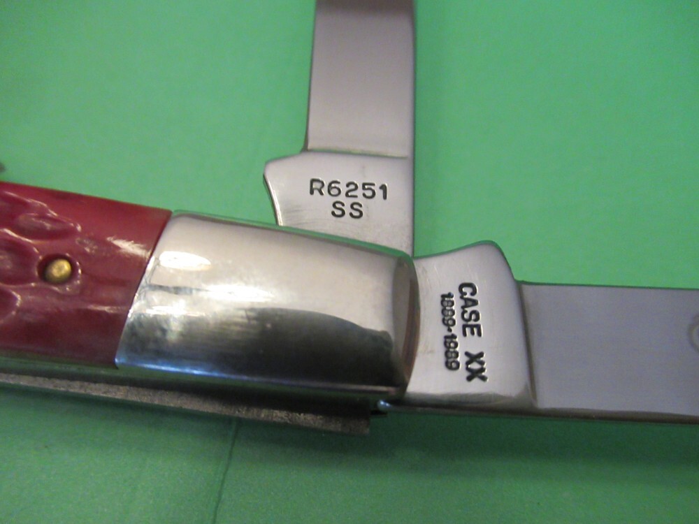 Case XX 1889 to 1989 Centennial Large Red Bone Banana Case XX 1889 to 1989 Centennial Large Red Bone Banana