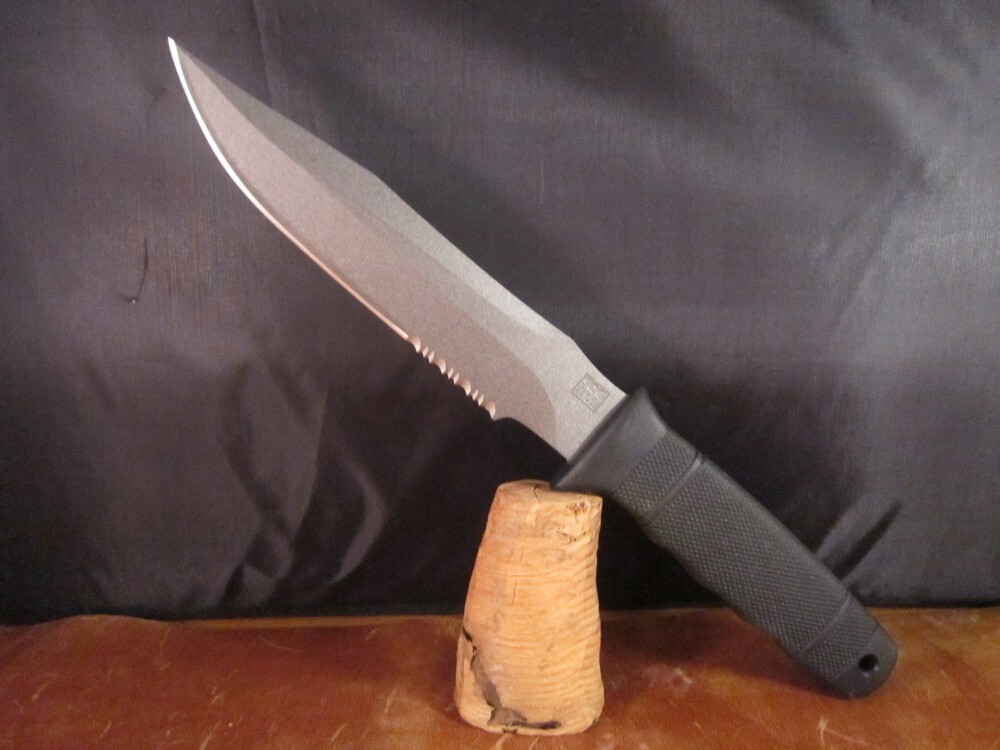 SOG Seal Team Knife; Seki, Kydex Sheath