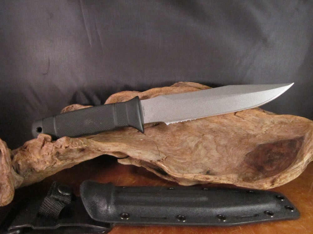 SOG Seal Team Knife; Seki, Kydex Sheath