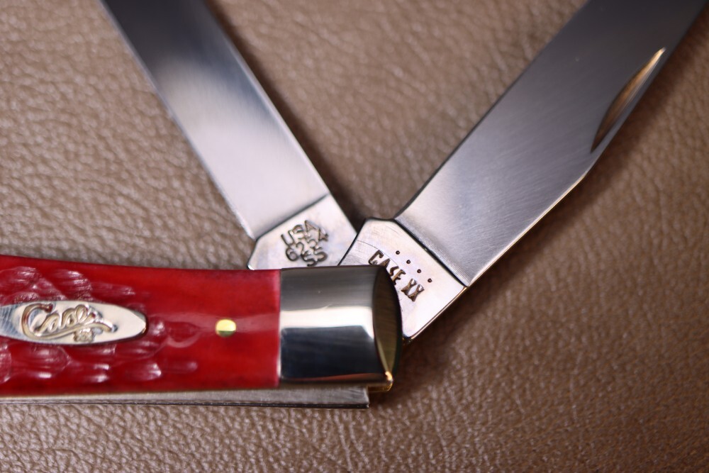 Case XX™ Jigged Dark Red Bone Trapper Stainless Pocket Knife 6254 SS