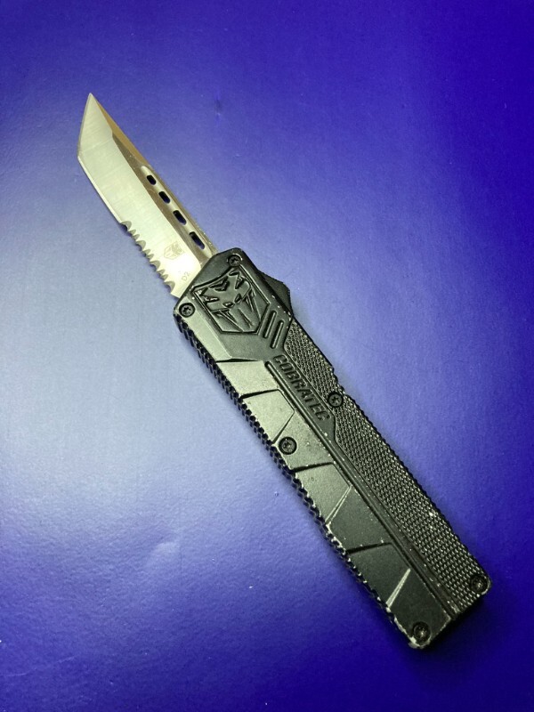 CobraTec LIGHTWEIGHT BLACK OTF Knife
