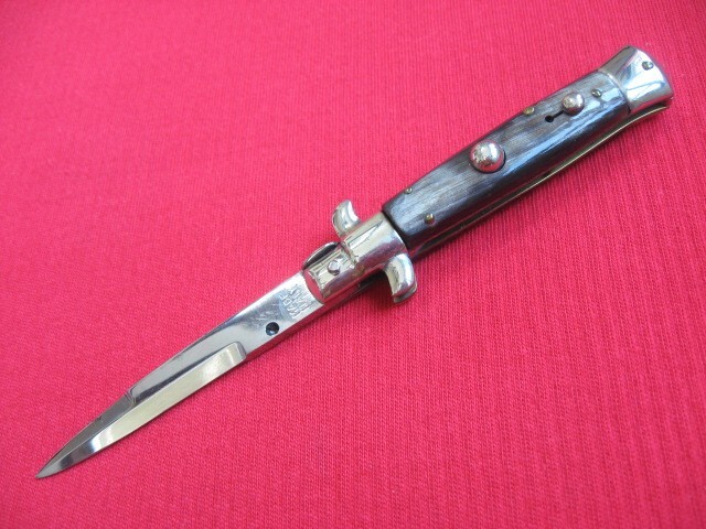 Vintage italian stiletto on sale