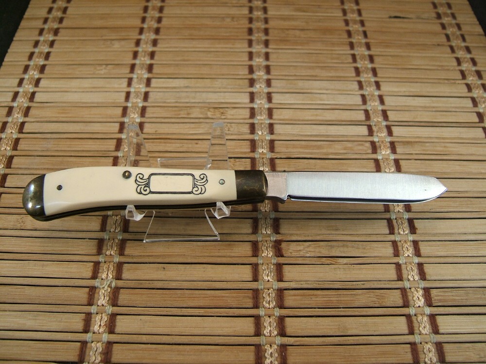 SCHRADE+ USA LIMITED EDITION SCRIMSHAW VINTAGE TRAPPER MATCO TOOL