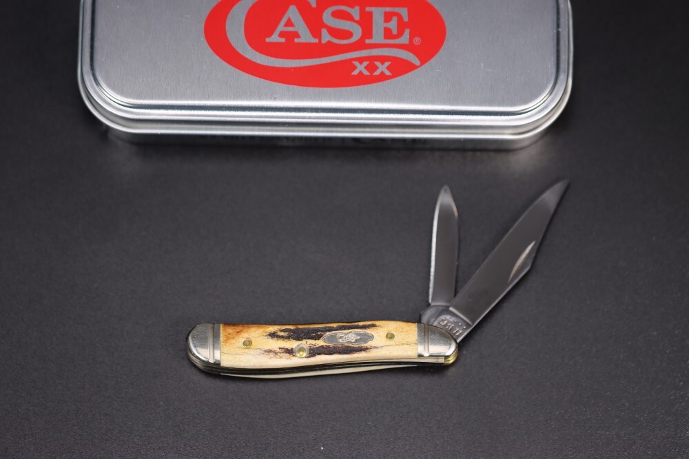 Case XX™ Peanut 71228 2022 Show Special Deer Stag Fluted Bolster