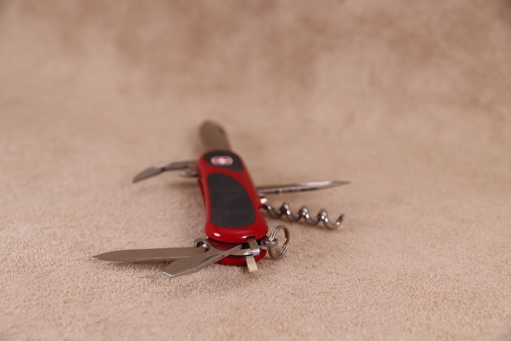 Wenger EvoGrip 10 Pocket Knife