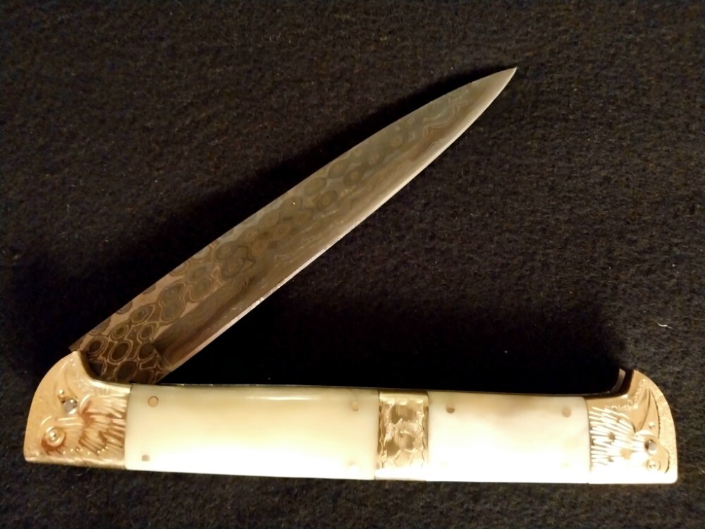 13" Double Eagle Picklock Switchblade. Damascus Blade and Giraffe Bone