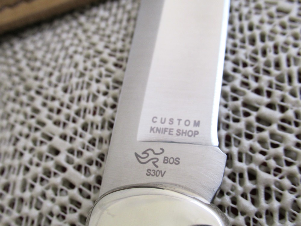 Buck Custom Finger Grove Elk Handle Model 110-FG ELK