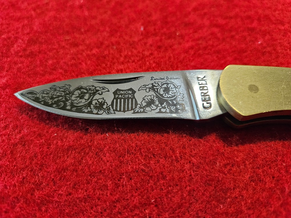 Vintage Gerber Collection - Union Pacific Railroad - Folding