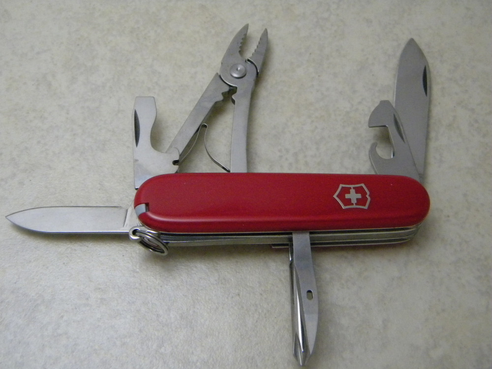 Victorinox Switzerland Officer Suisse Mechanic Multi Tool Swiss Army Knife