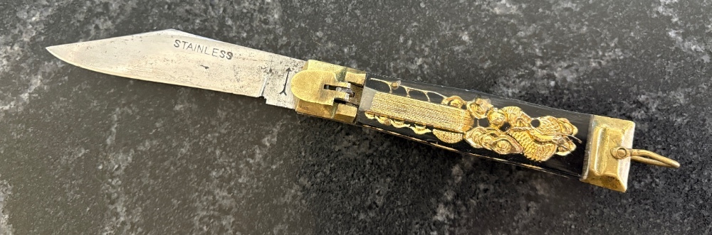 Rare Black Scale Bullfighter Lever Lock Switchblade Knife, Japan