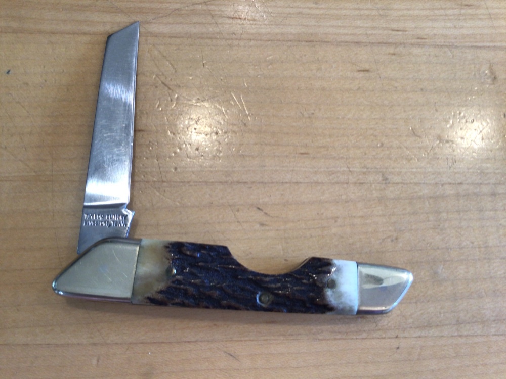 Bear Creek Taylor Cutlery Kingsport, TN 1979 SHARK Stag