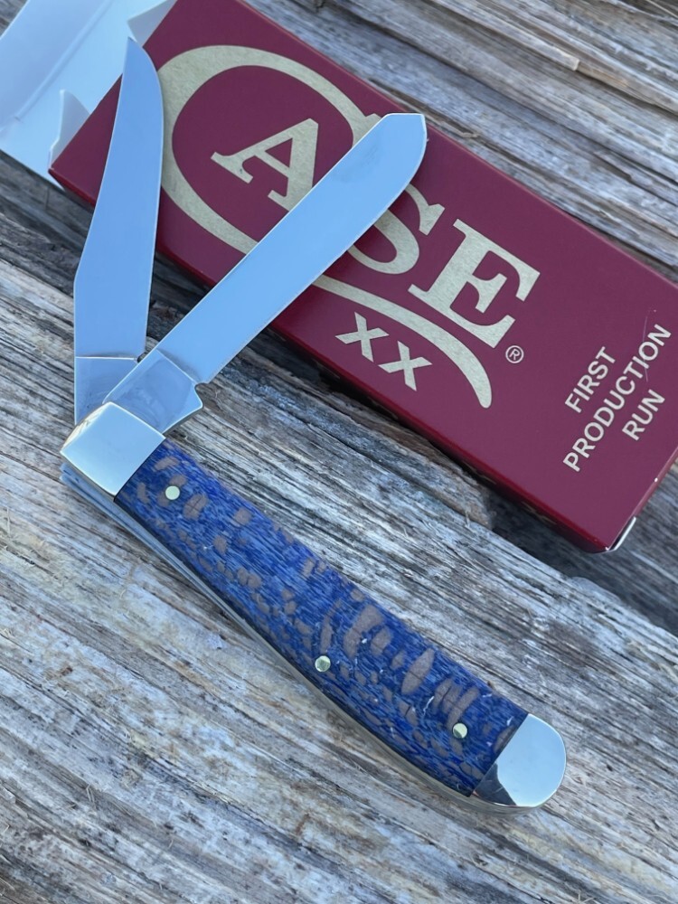 CASE XX ** FPR 2025 BLUE SYCAMORE WOOD SMOOTH MINI TRAPPER