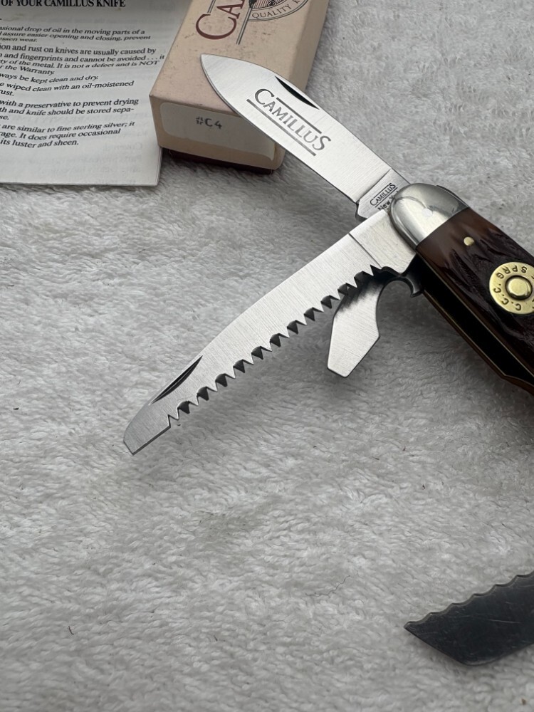 Camillus Cartridge Series Vintage Scout Knife 30-60 C4 Made Camillus Cartridge Series Vintage Scout Knife 30-60 C4 Made