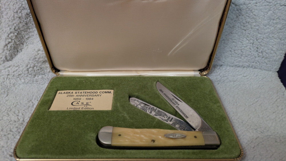 Case XX Alaska 25th Anniversary Statehood Trapper