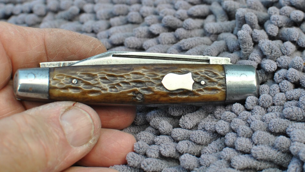 Miller Bros. Meriden CT Moose Pattern Equal End 4 1/4