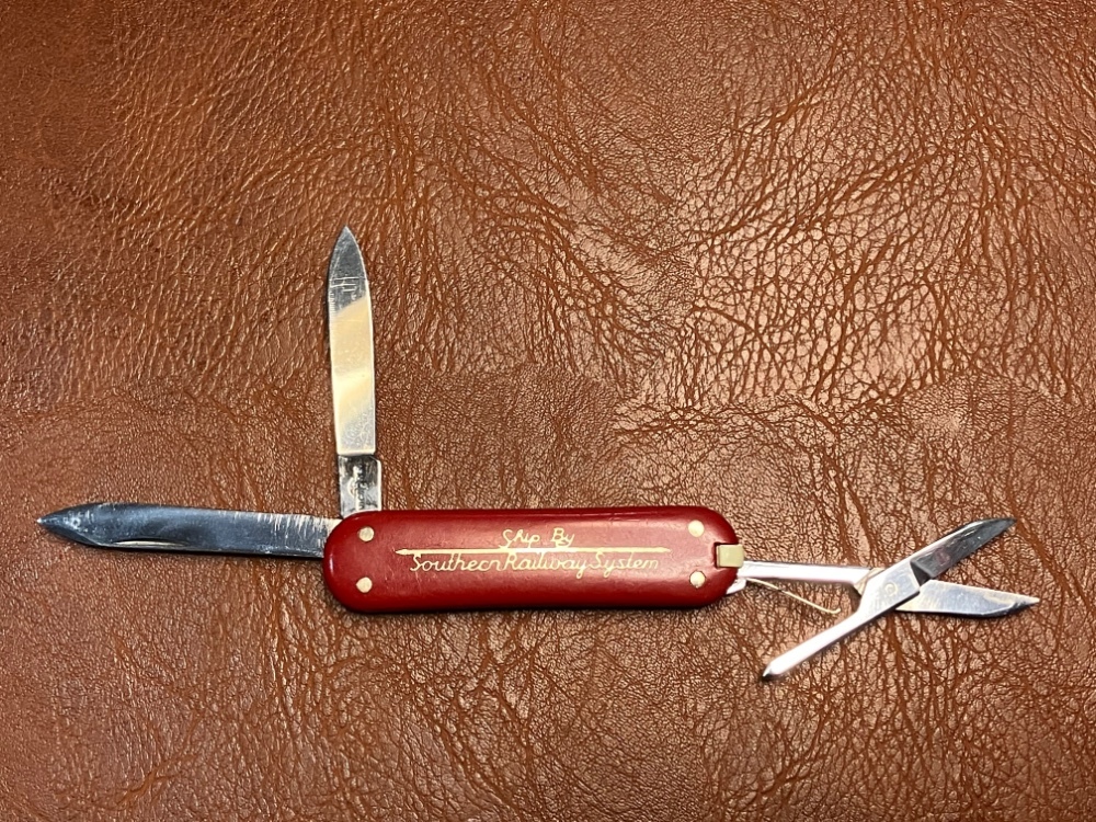 Vintage Victorinox Classic circa 1940s-50s Rare!