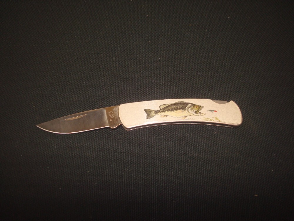 バックナイフ　BUCK KNIVES　メモリーシリーズバス　Memory series Bass Model 525A5 Buck-525A5.jpg