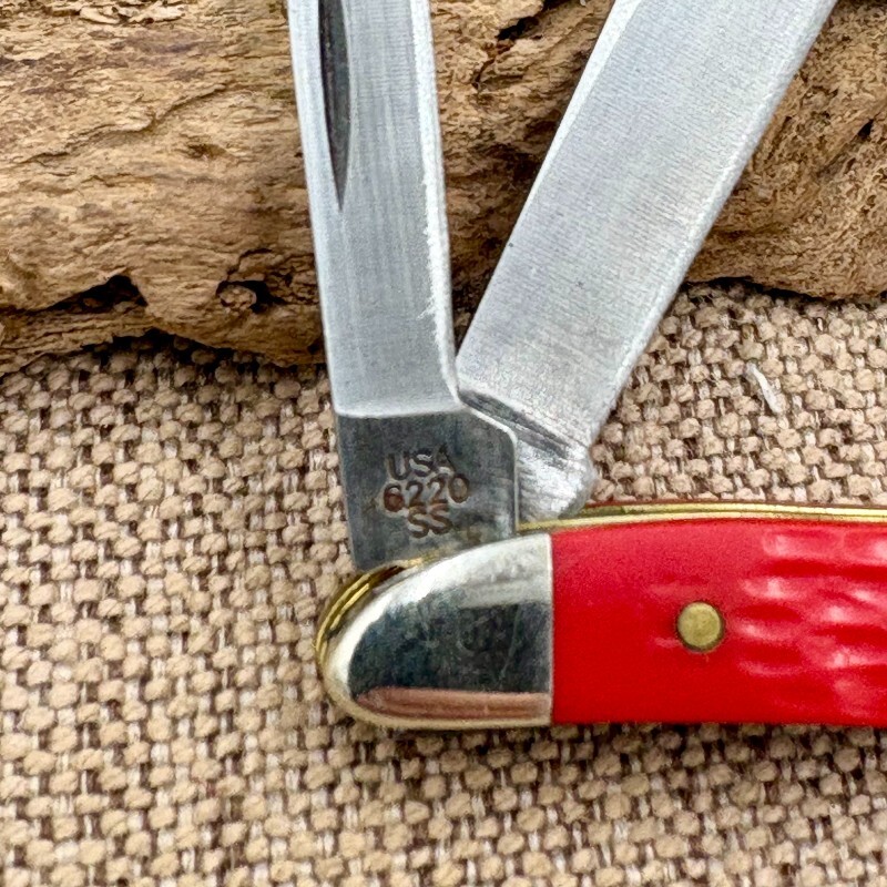 Case XX 6220 SS Red Bone Peanut Folding Pocket Knife USA Rare