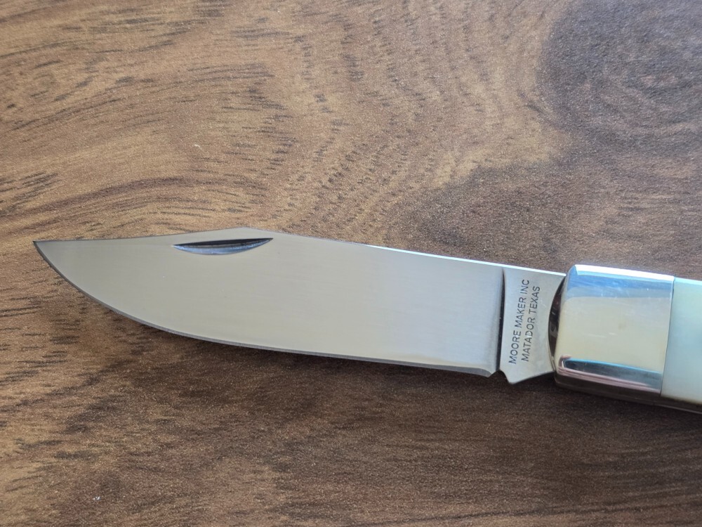 Moore Maker #5106LB “Mountain Man” White Bone Lockback Knife – NIB