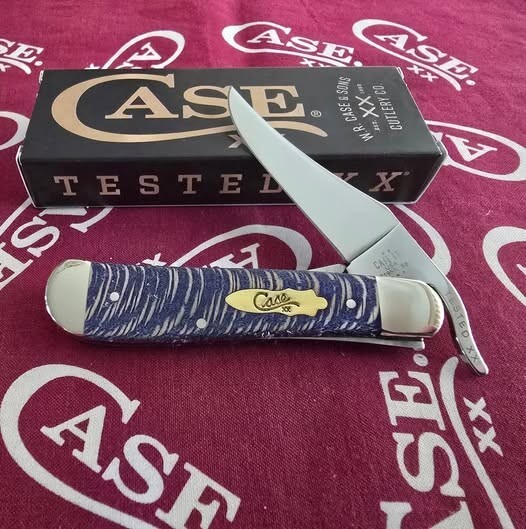 2025 Case Russlock 71953L SS. Beautiful Smooth Blue Sycamore wood