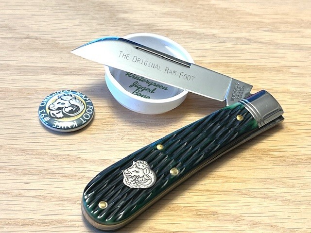 Great Eastern Cutlery Northfield UN-X-LD #93 Ram Foot Wintergreen