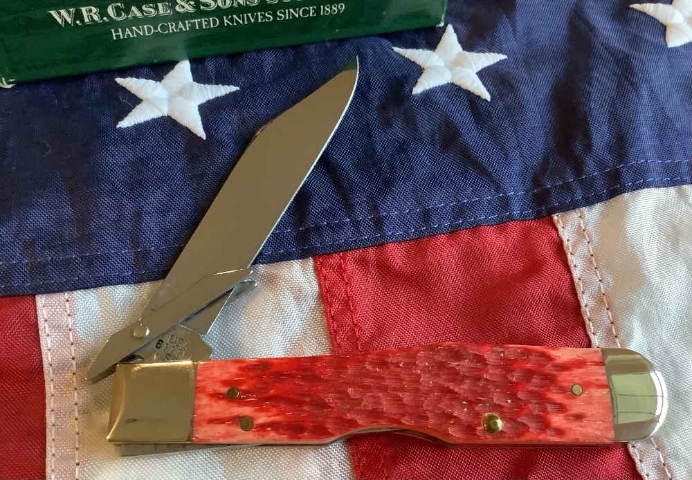 Case xx 1st Run Cheetah (Mdl# 6111 1/2 L SS) w Great Red Bone Handles